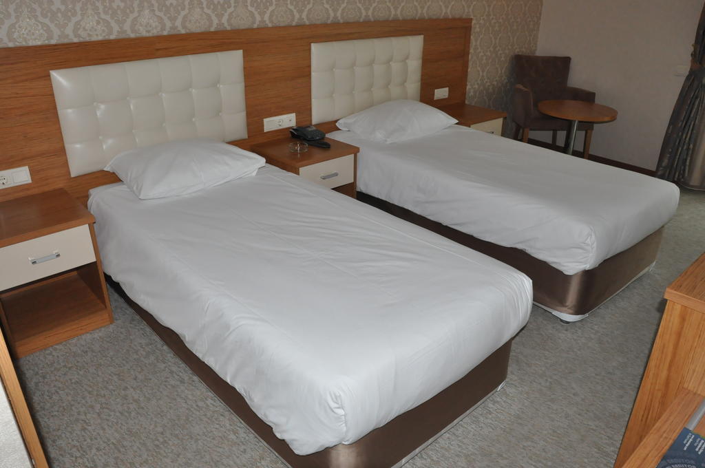 Ilksan Deha Hotel Ankara Buitenkant foto