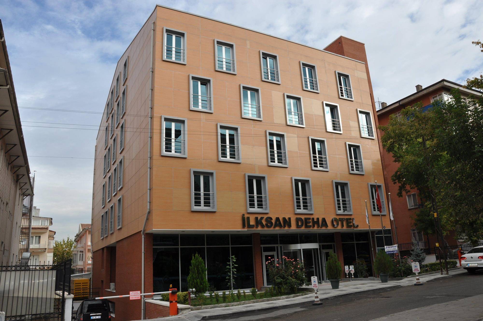 Ilksan Deha Hotel Ankara Buitenkant foto